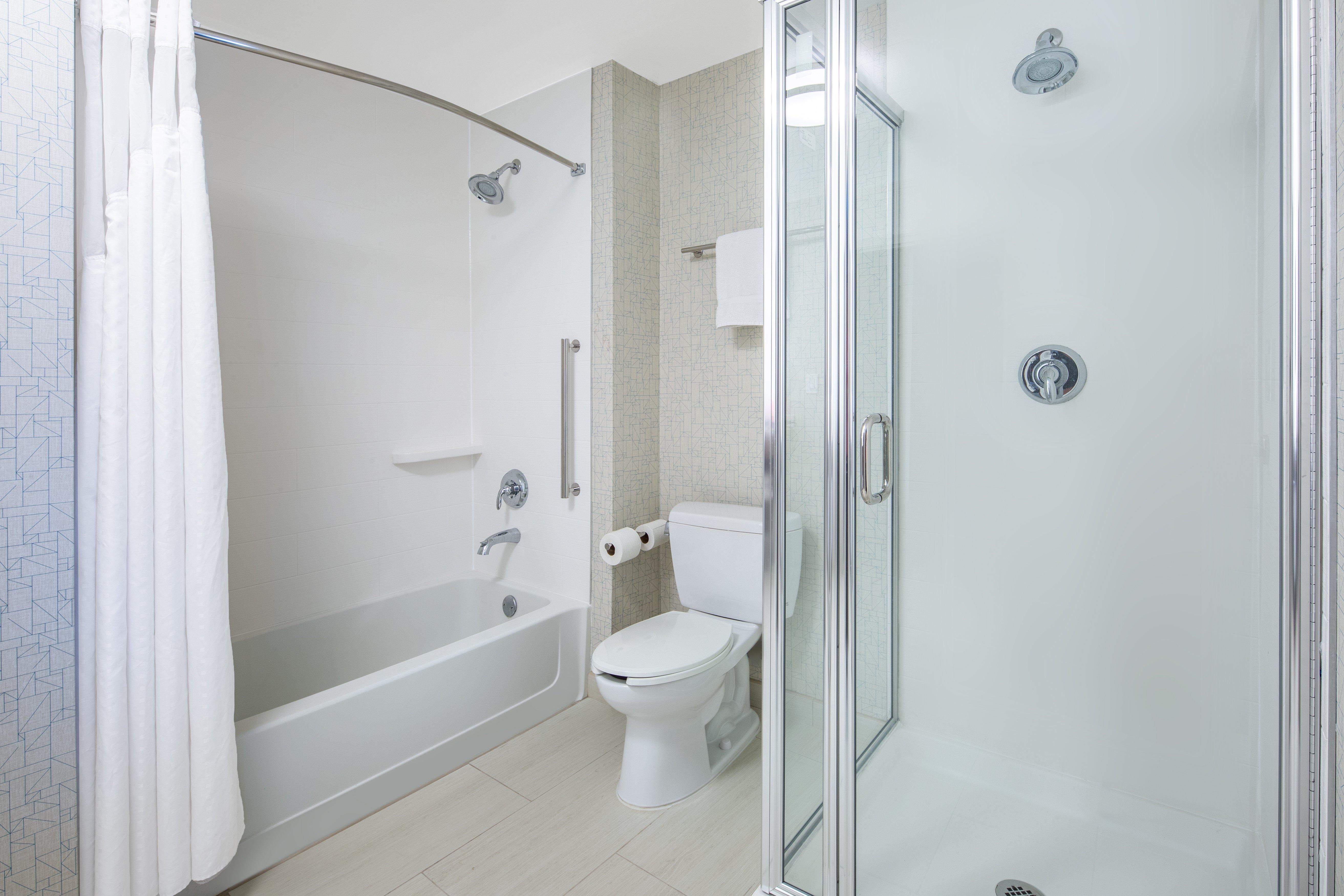 Holiday Inn Express Ontario By Ihg Creekside Exteriör bild