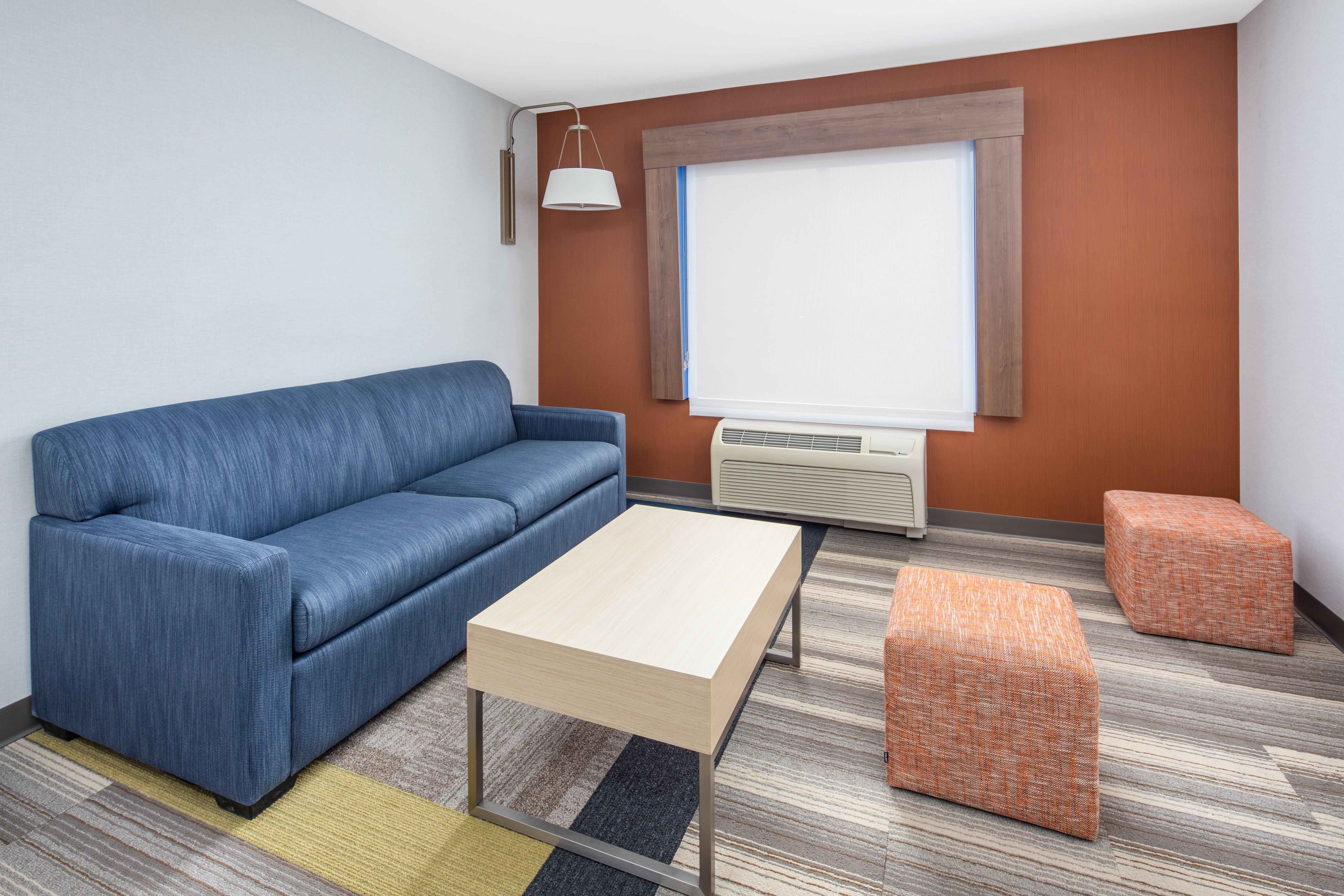 Holiday Inn Express Ontario By Ihg Creekside Exteriör bild