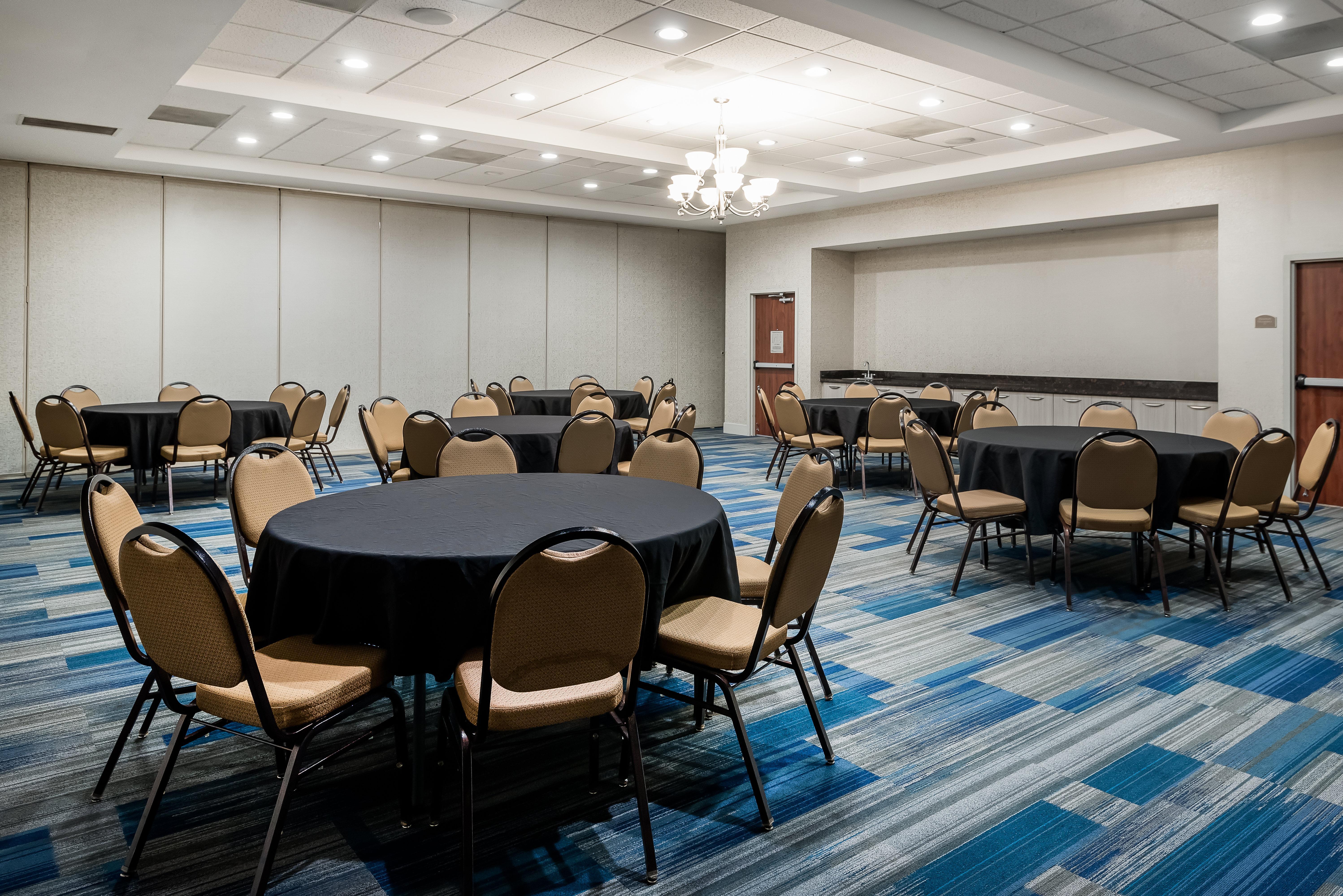 Holiday Inn Express Ontario By Ihg Creekside Exteriör bild