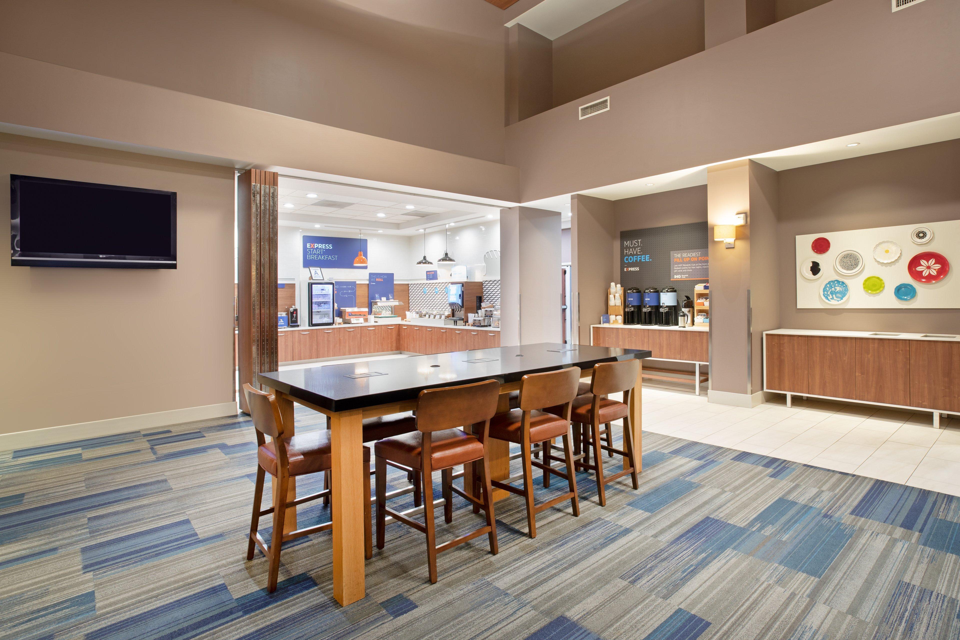 Holiday Inn Express Ontario By Ihg Creekside Exteriör bild
