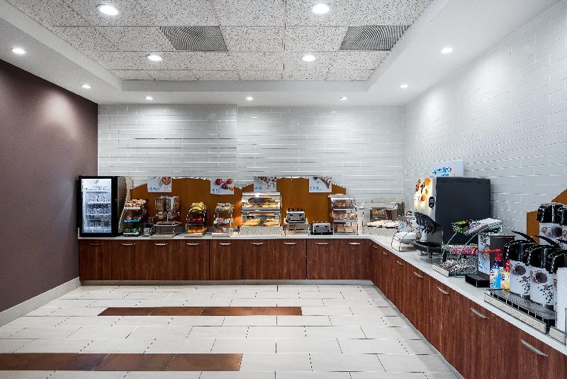 Holiday Inn Express Ontario By Ihg Creekside Exteriör bild